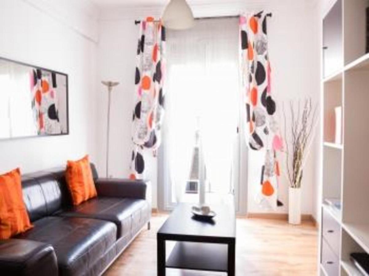 La Meva Llar Poeta-Cabanyes,-81 Apartment Барселона Екстериор снимка