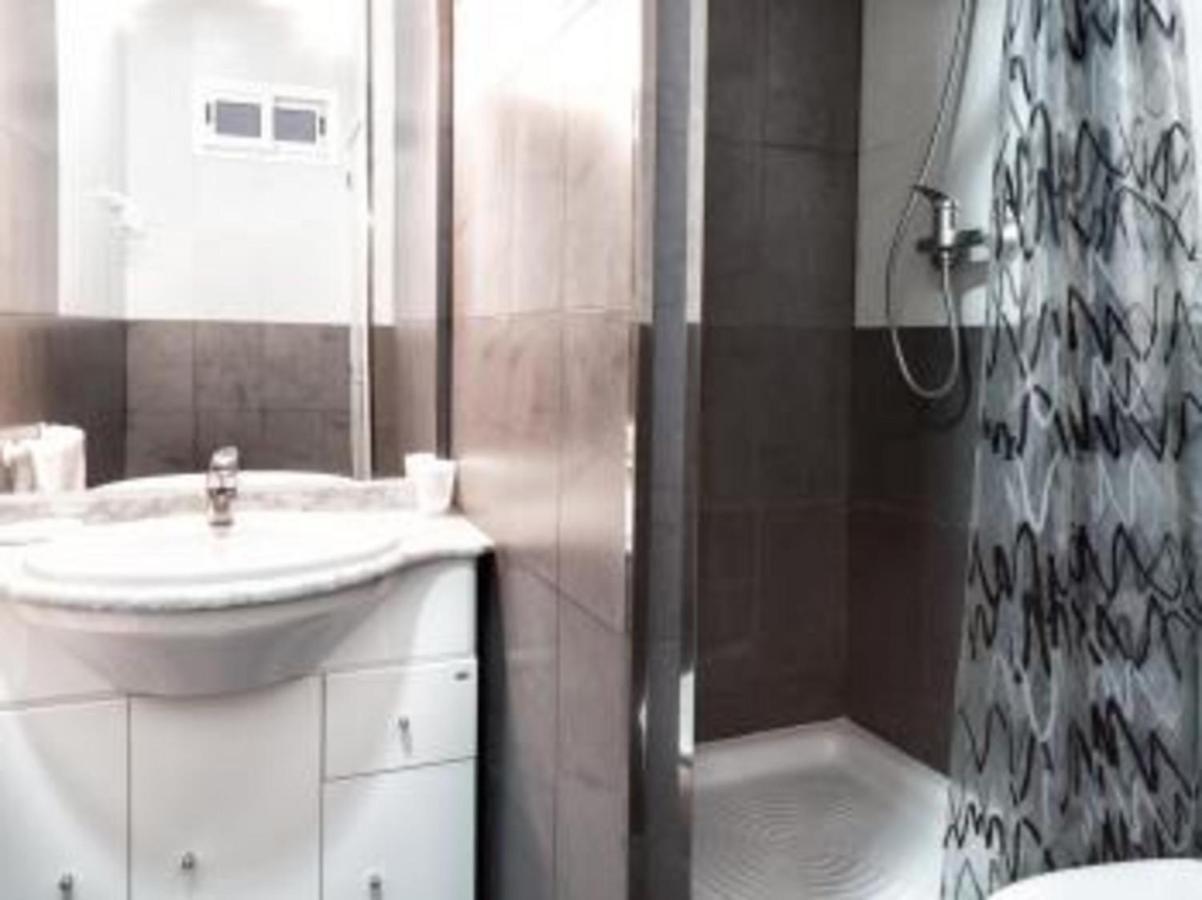 La Meva Llar Poeta-Cabanyes,-81 Apartment Барселона Екстериор снимка